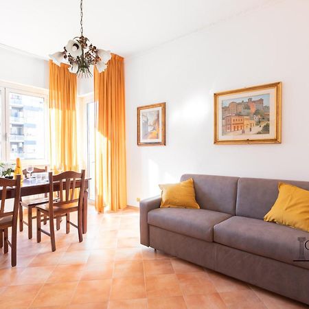 Caput Mundi Rooms - 100Mt To Metro A, Terrace, A-C, 15 Min To Center Rom Exterior foto